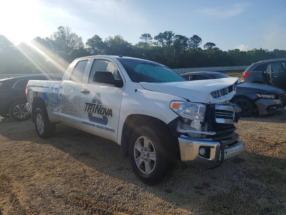 2017 Toyota Tundra SR5