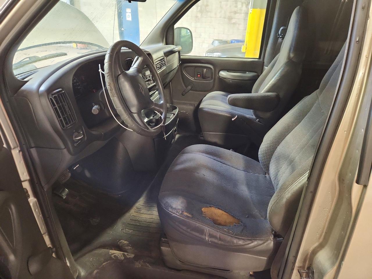 2002 Chevrolet Express G3500