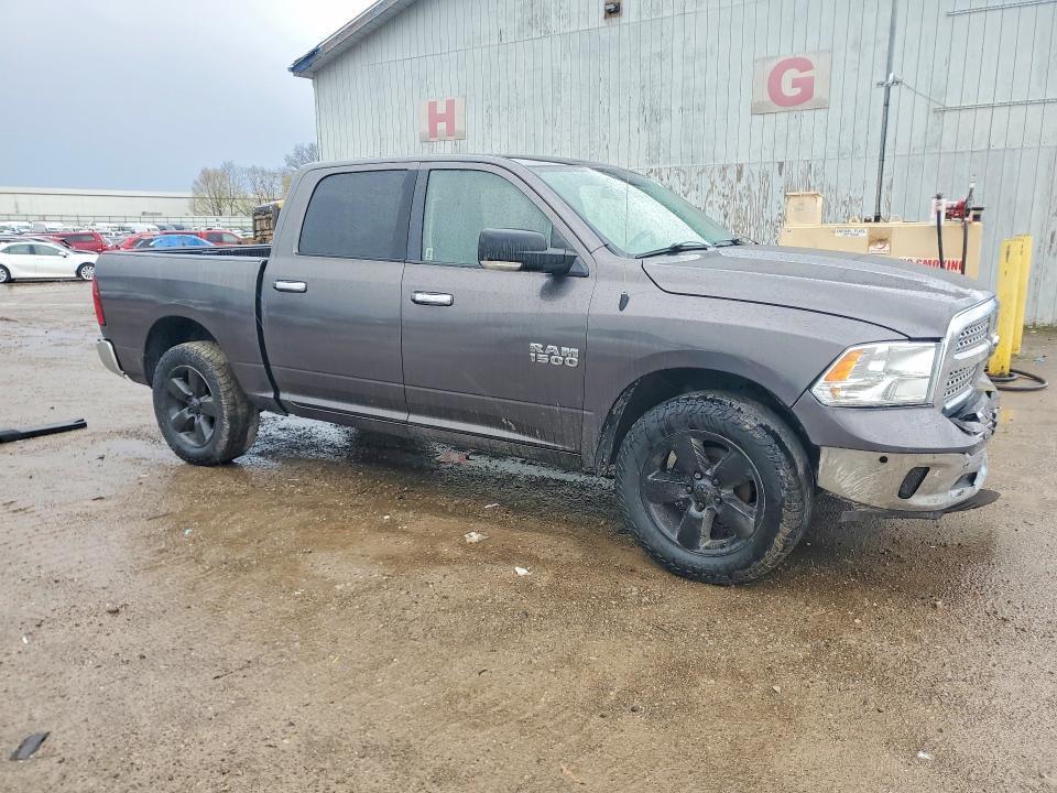 2015 Dodge Ram 1500 slt