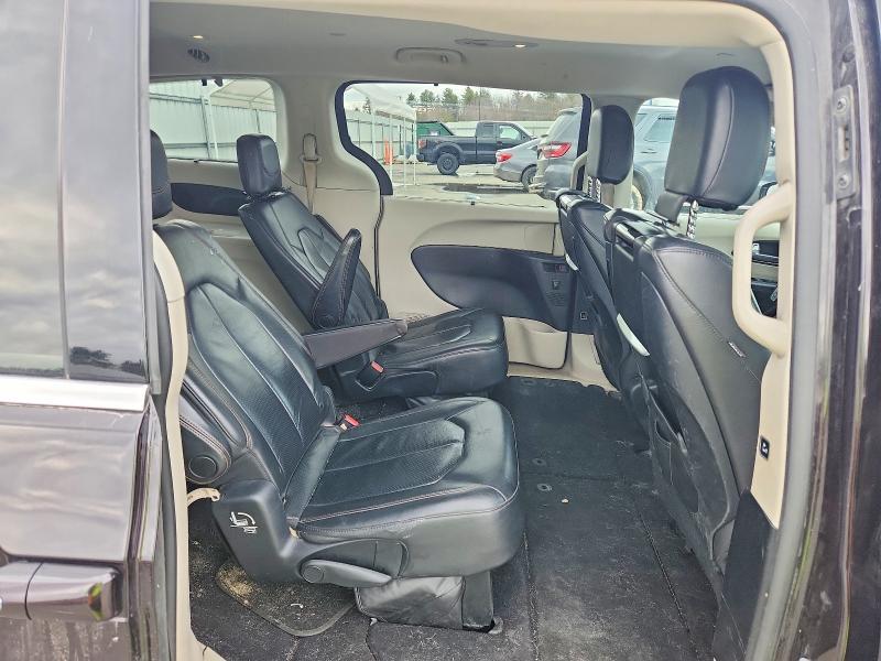 2017 Chrysler Pacifica Touring l Plus