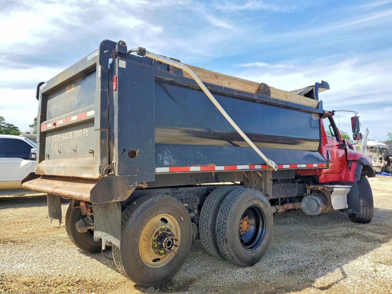 2019 International HV613 Dump Truck