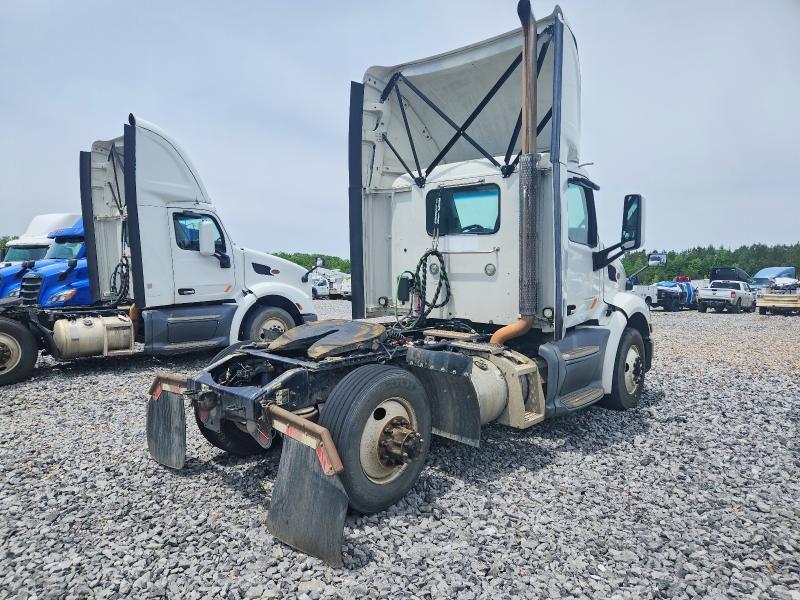 2018 Peterbilt 579 Semi Truck