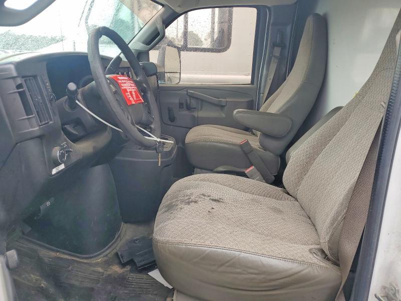 2016 Chevrolet Express BOX Truck