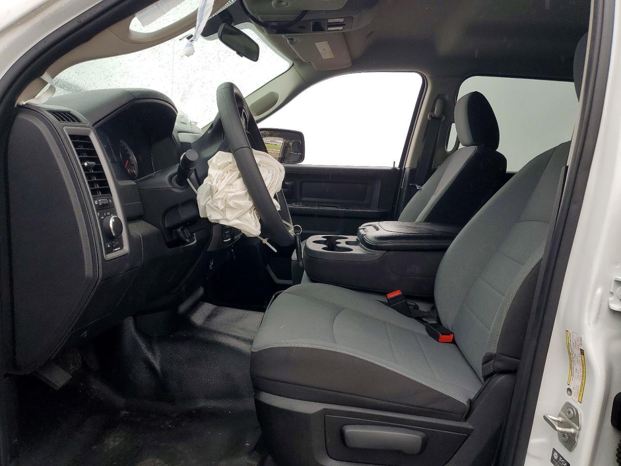 2024 Dodge RAM 1500 Classic Tradesman