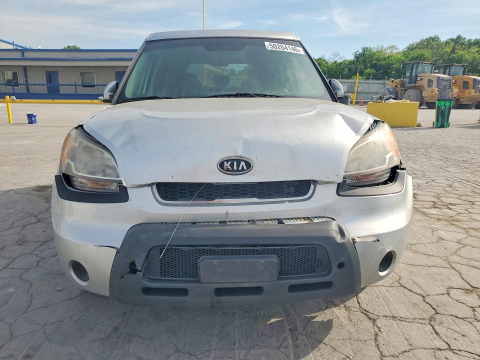 2010 KIA Soul +