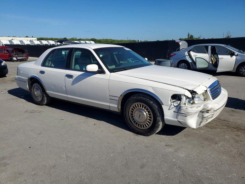 1999 Ford Crown Victoria