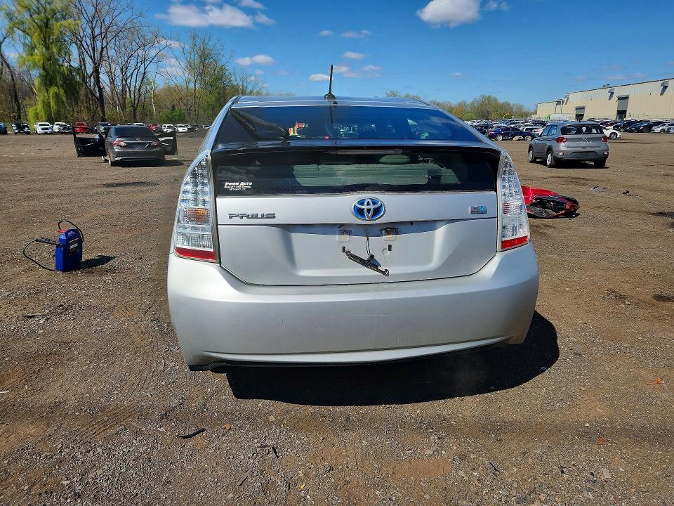 2010 Toyota Prius ii