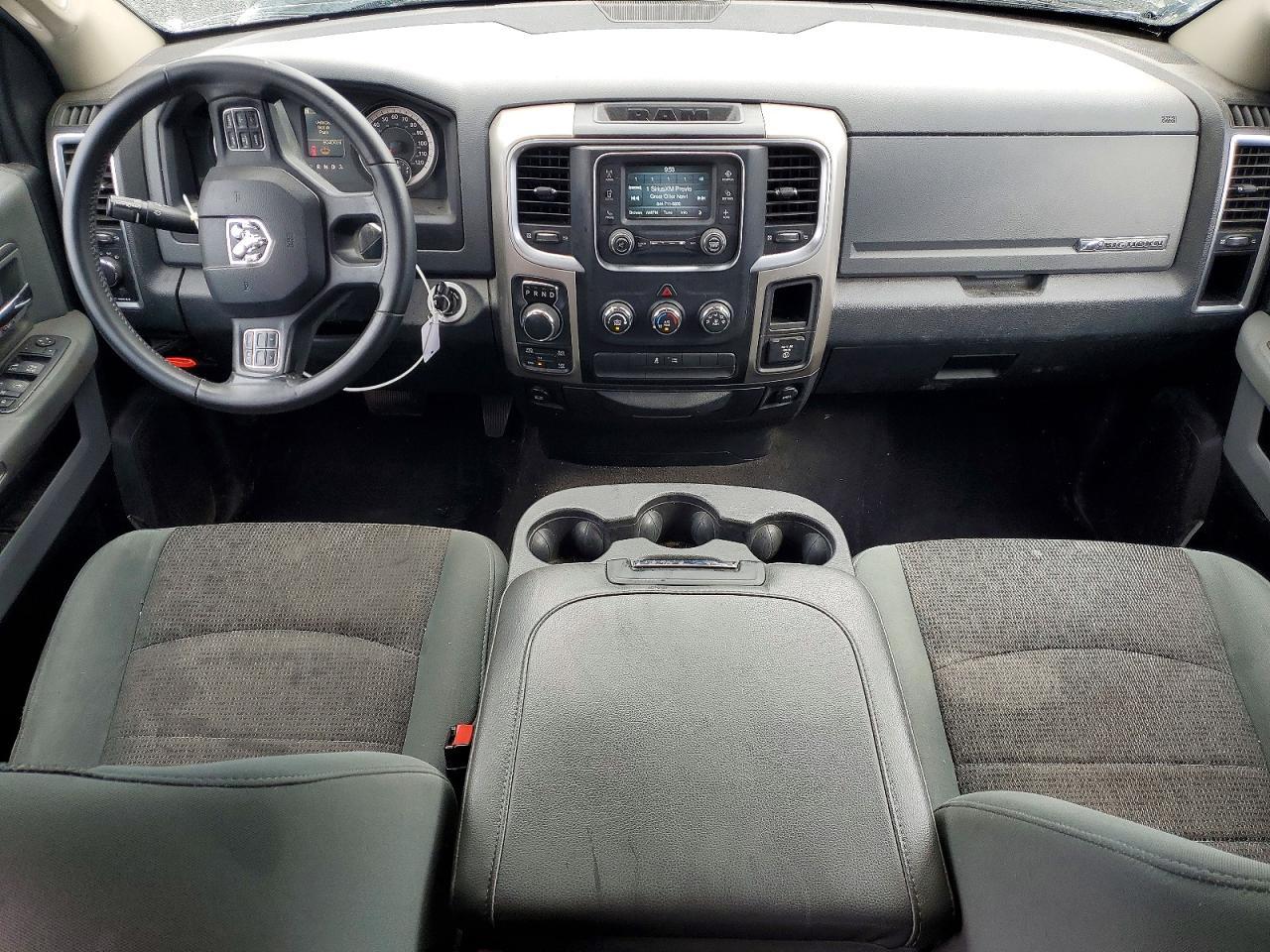 2016 Dodge RAM 1500 SLT