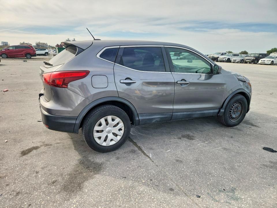 2019 Nissan Rogue Sport s