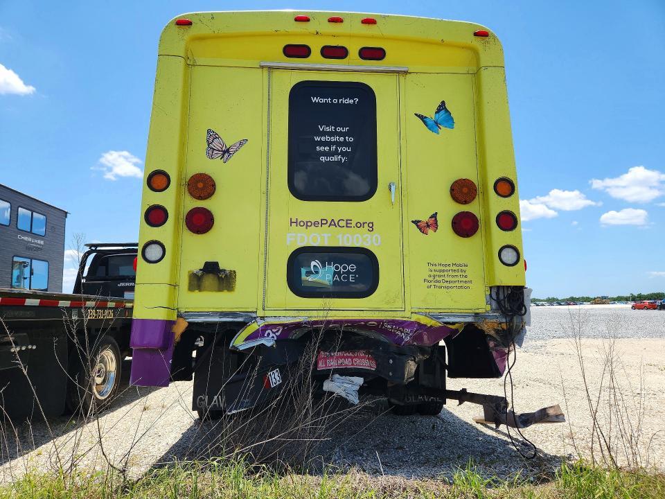 2019 Chev Rolet Express Shuttle Bus