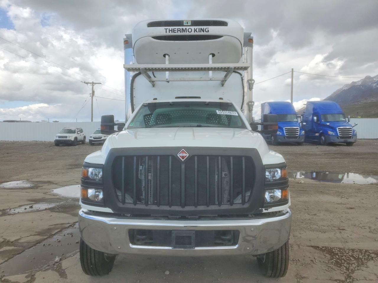 2021 International CV515 Refrigerated BOX Truck