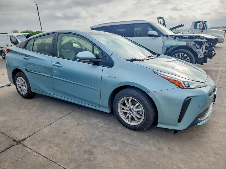 2020 Toyota Prius le