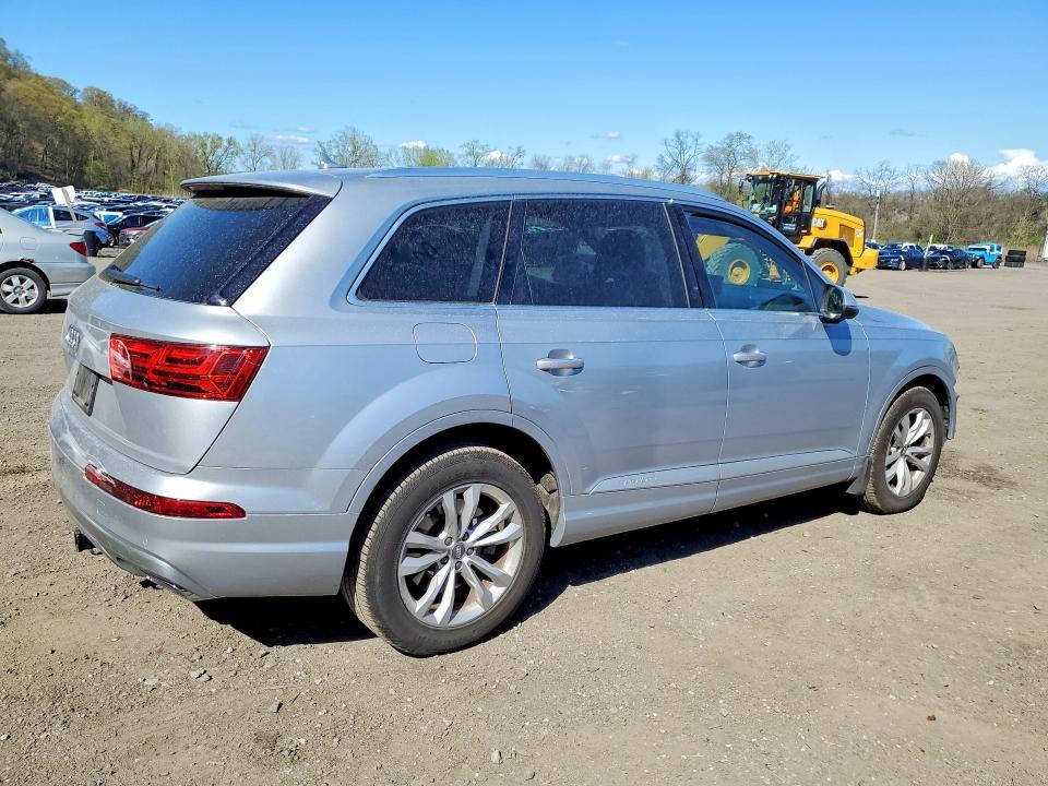2019 Audi Q7 Premium Plus