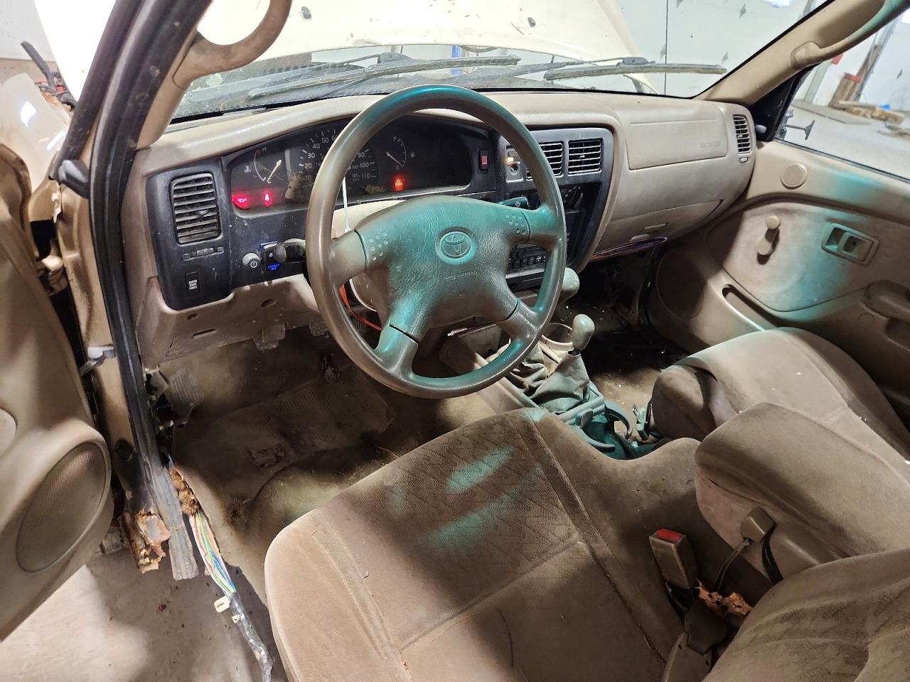 2002 Toyota Tacoma Base