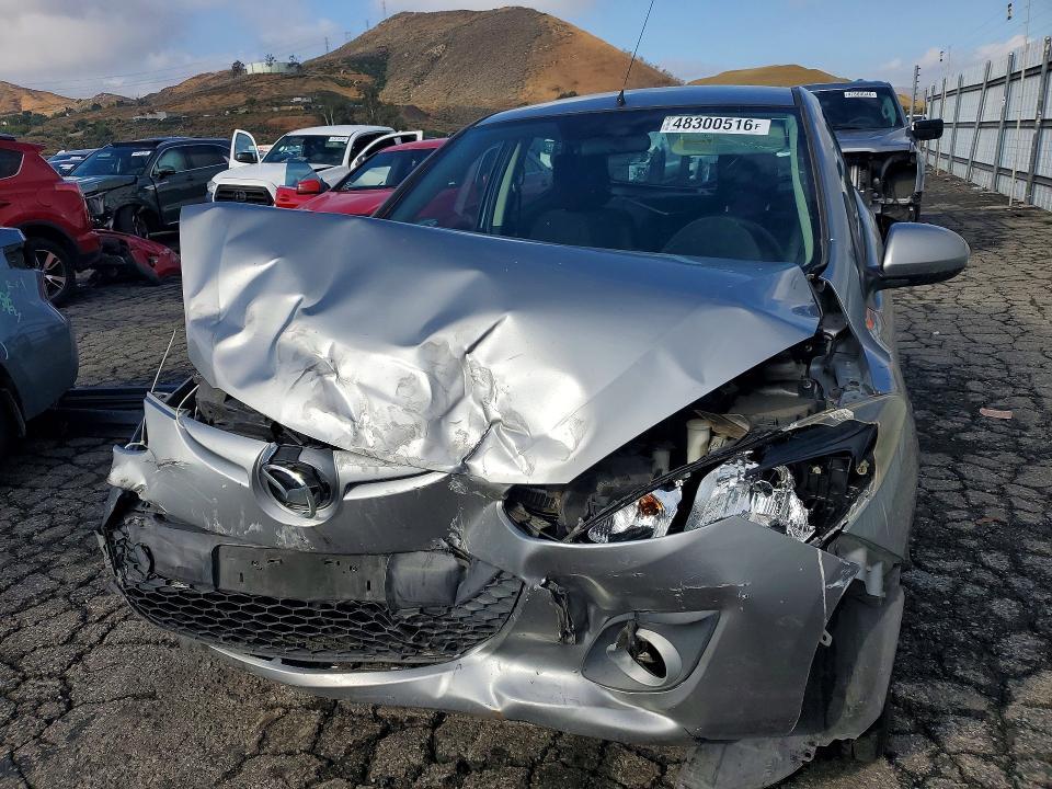 2013 Mazda 2