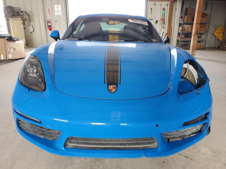 2024 Porsche Cayman Base