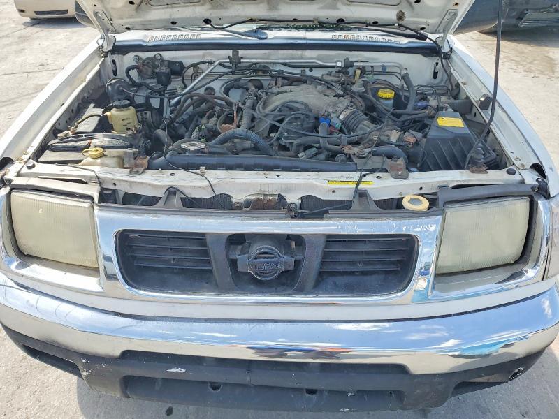 2000 Nissan Frontier XE