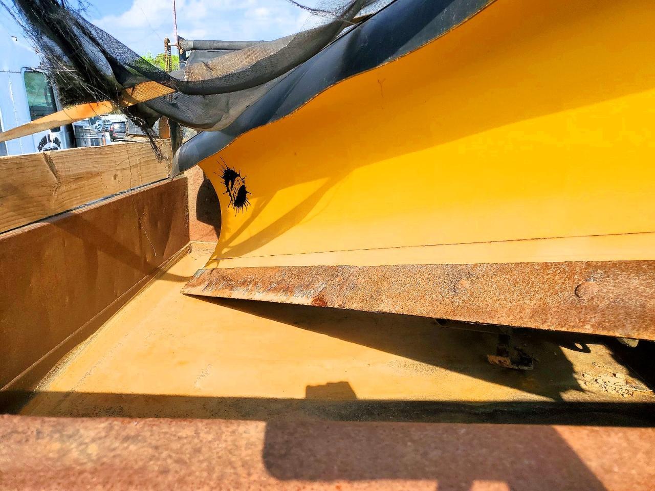 2005 Ford F650 Super Duty Dump Truck