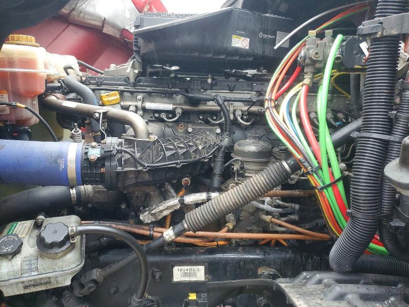 2022 Freigliner 2022 Freightliner Cascadia 126 Semi Truck