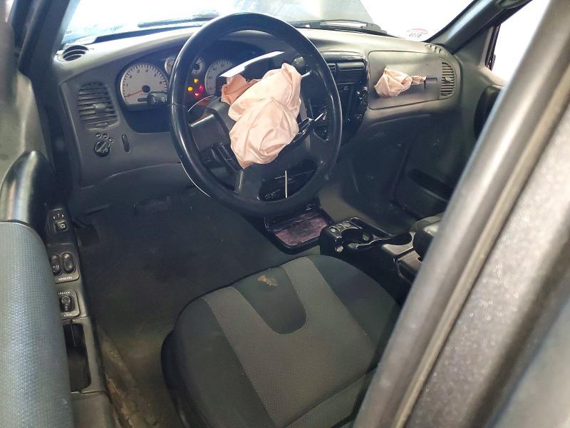 2005 Mazda B4000 cab Plus