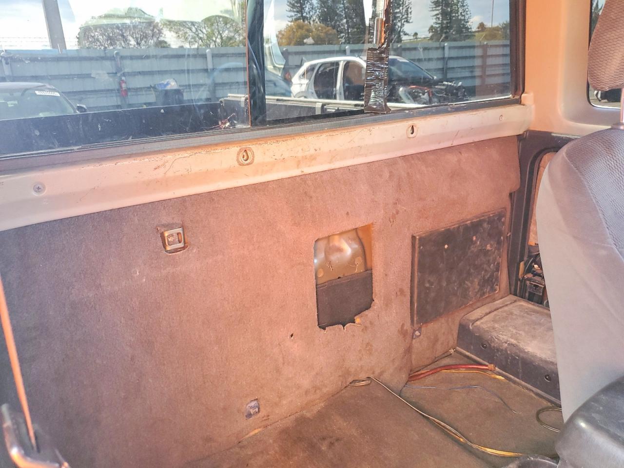 2001 Nissan Frontier SC