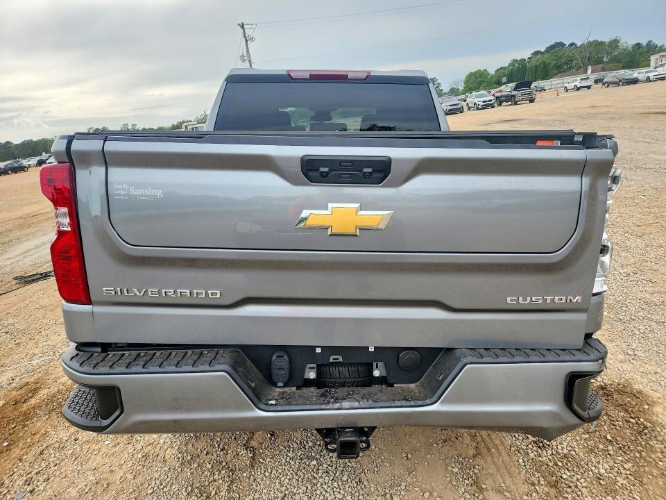 2026 Chevrolet Silverado C1500 Custom