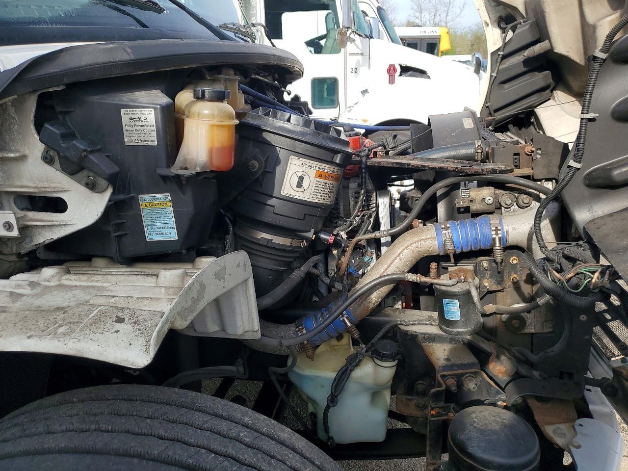 2011 Freightliner M2 106 MED-BOX Truck