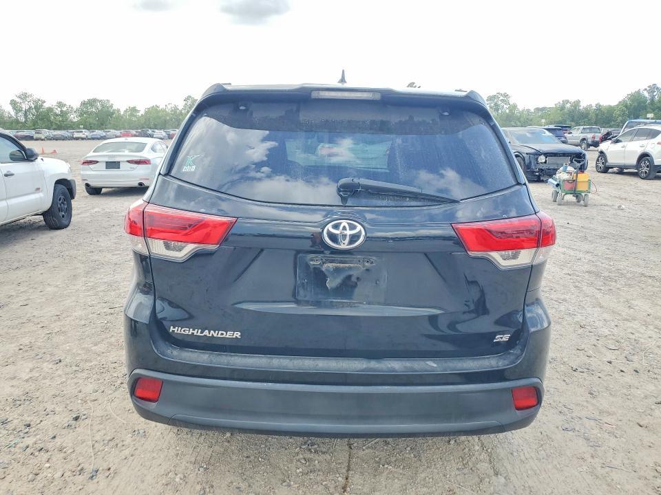 2017 Toyota Highlander se