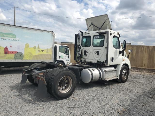 2017 Freigliner 2017 Freightliner Cascadia 113 Semi Truck