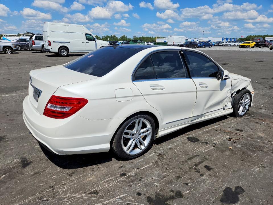 2014 Mercedes-Benz C 250