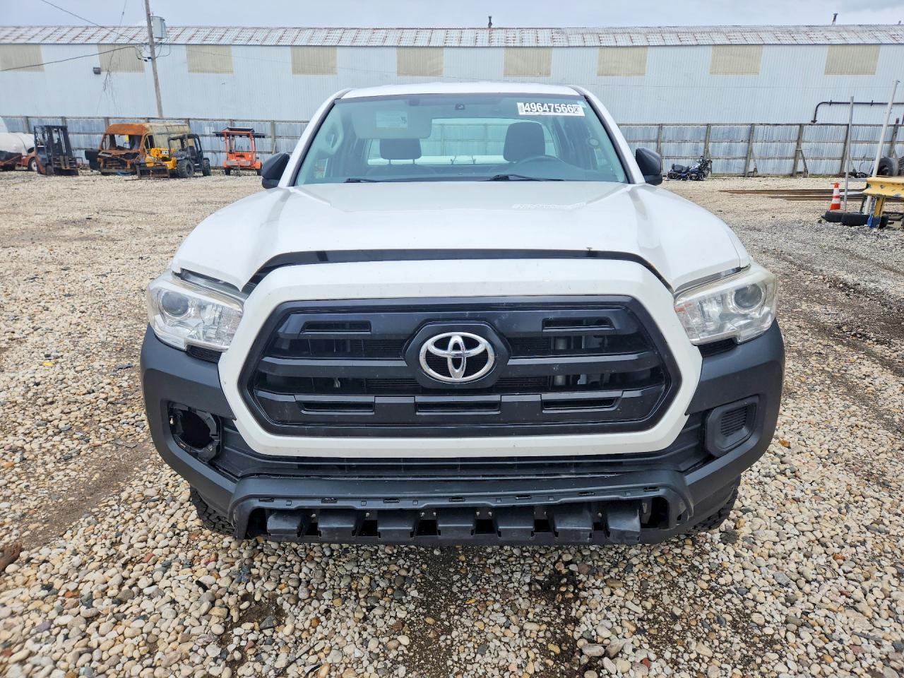 2017 Toyota Tacoma SR
