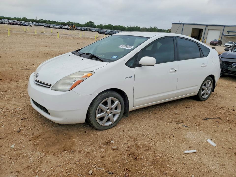 2009 Toyota Prius v 4D Hatchback
