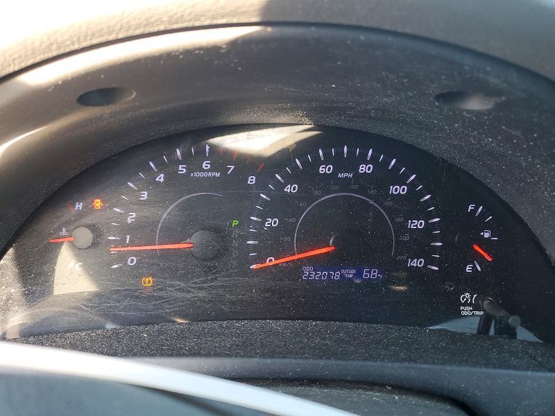 2011 Toyota Camry le