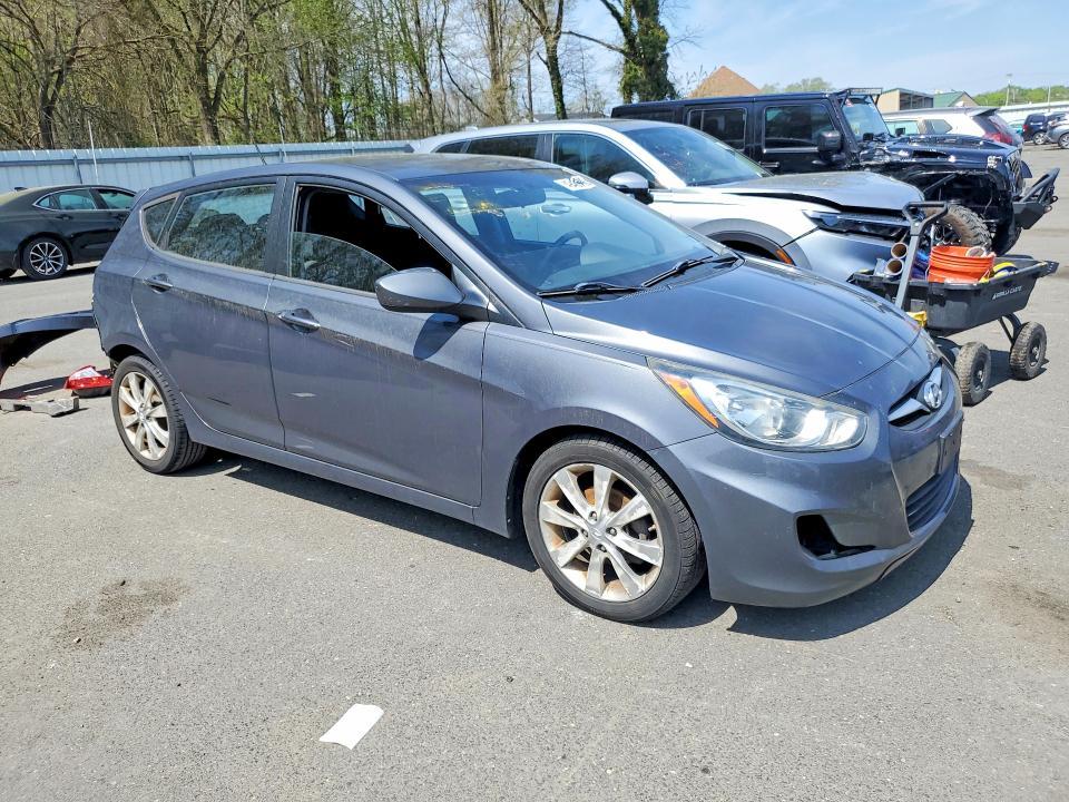 2012 Hyundai Accent se