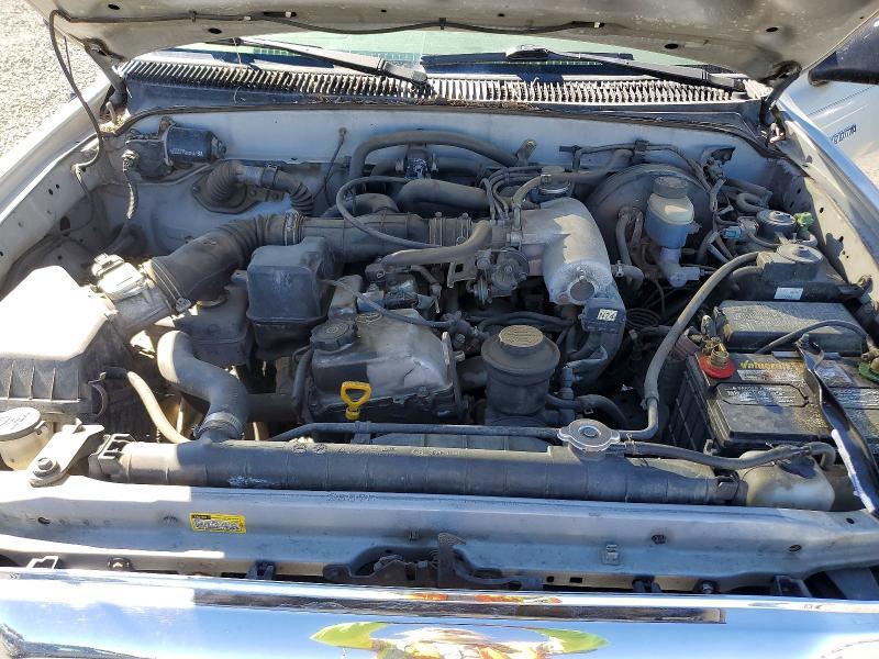 2001 Toyota Tacoma Base