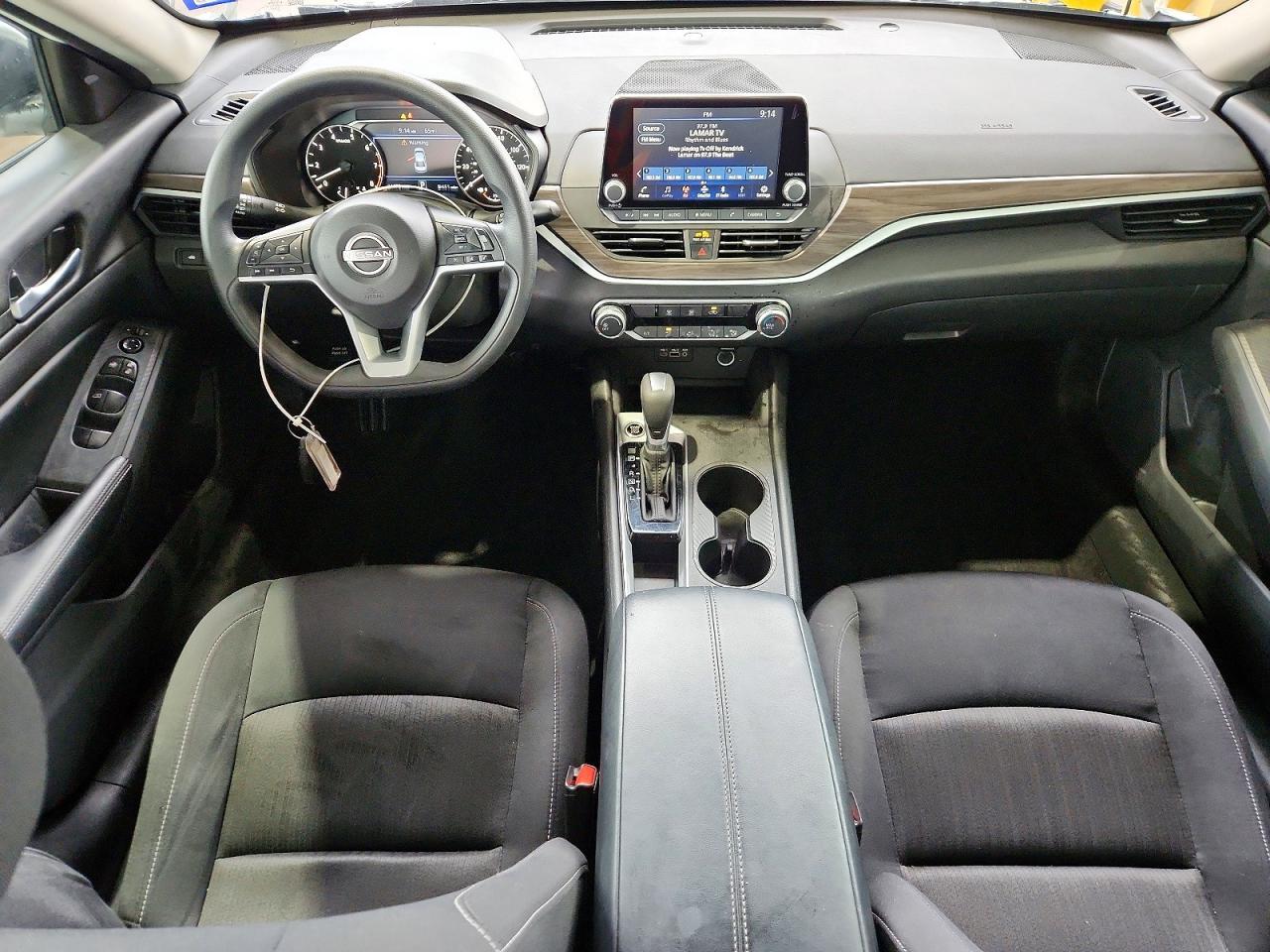 2025 Nissan Altima 2.5 sv