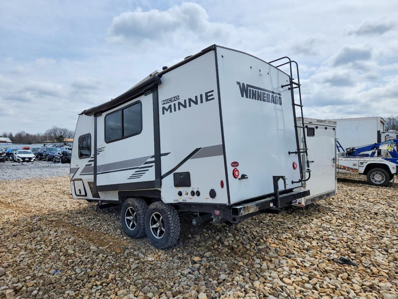 2022 Winnebago Minnie Camper
