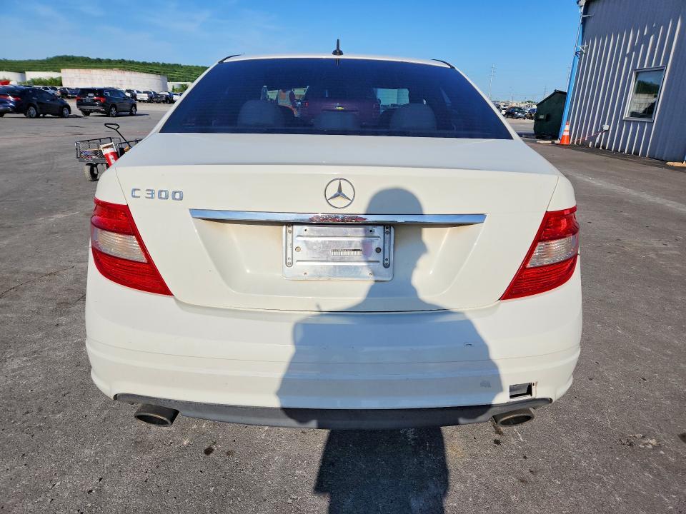 2011 Mercedes-Benz C300