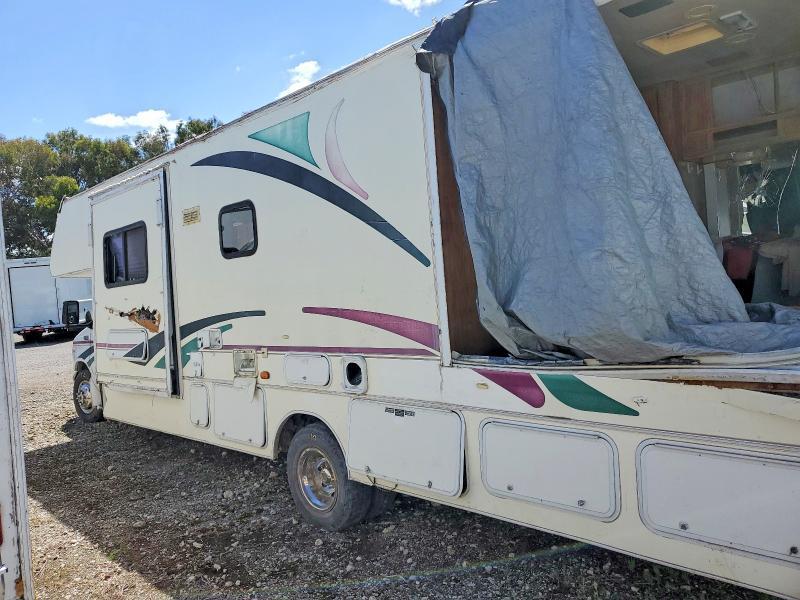 1999 Ford Econoline E450 Super Duty Cutaway Van RV