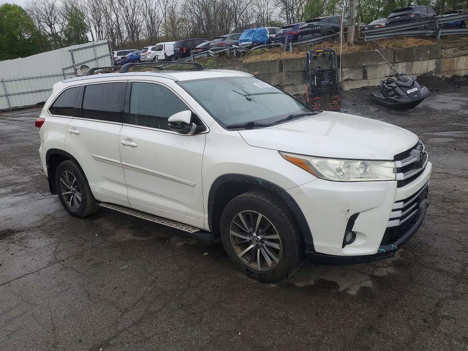 2017 Toyota Highlander xle