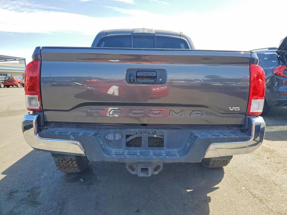 2017 Toyota Tacoma SR5 V6