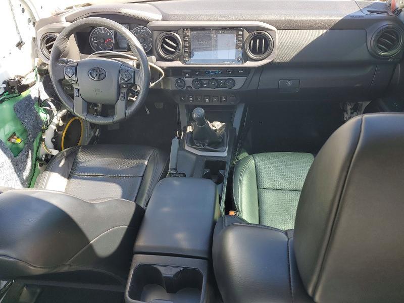 2020 Toyota Tacoma trd Off-road