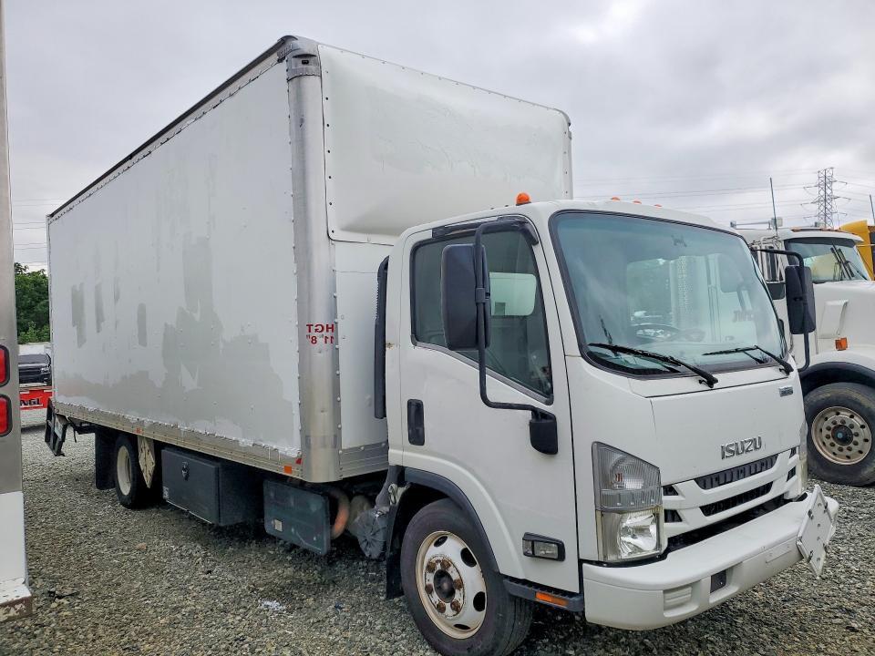 2017 Isuzu NRR BOX Truck