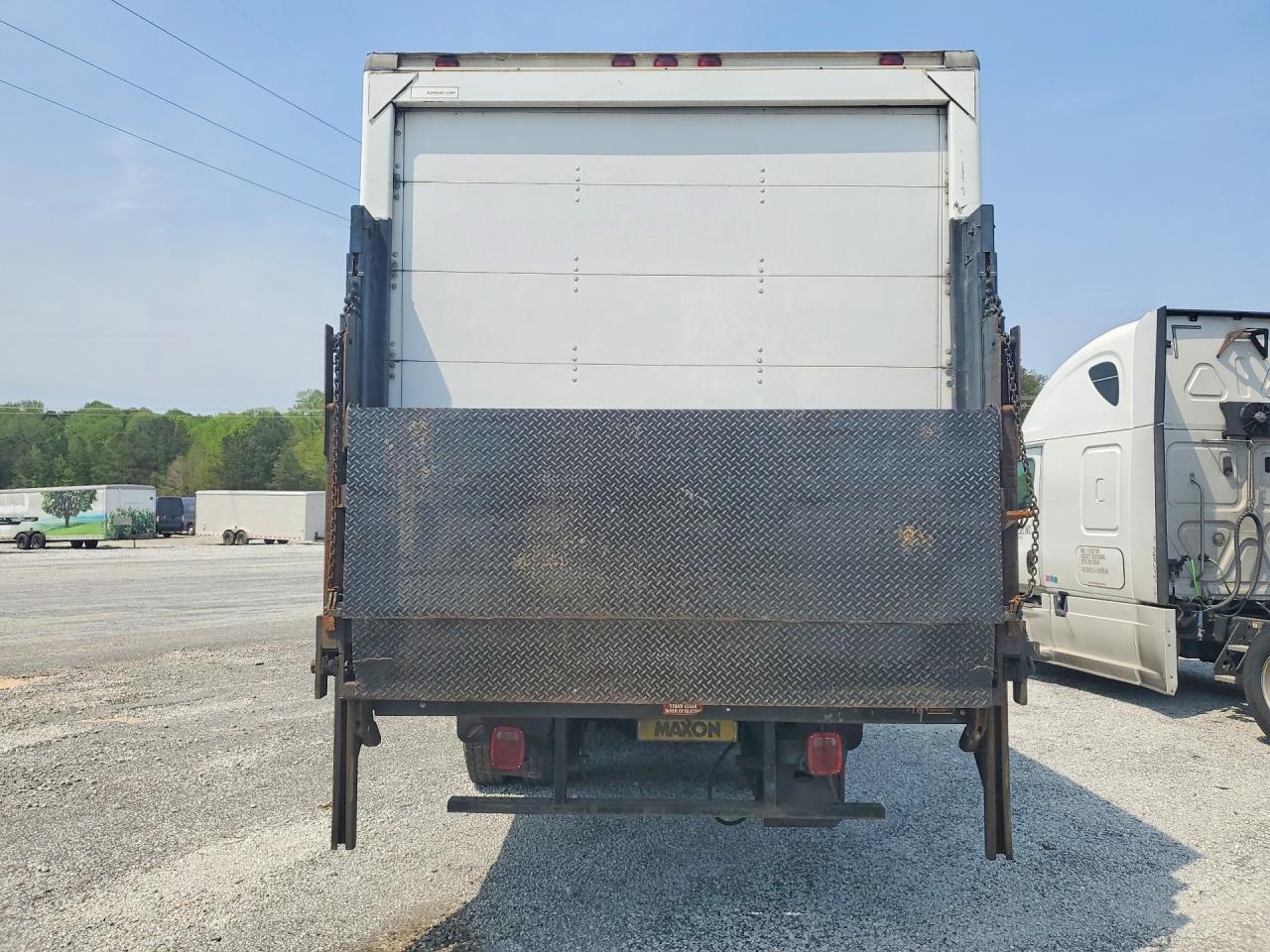 2005 International 4000 4200