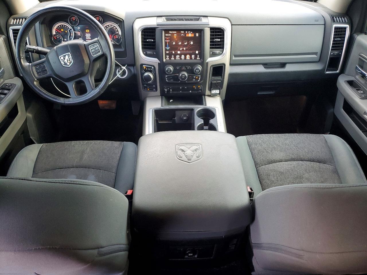 2014 Dodge RAM 1500 SLT