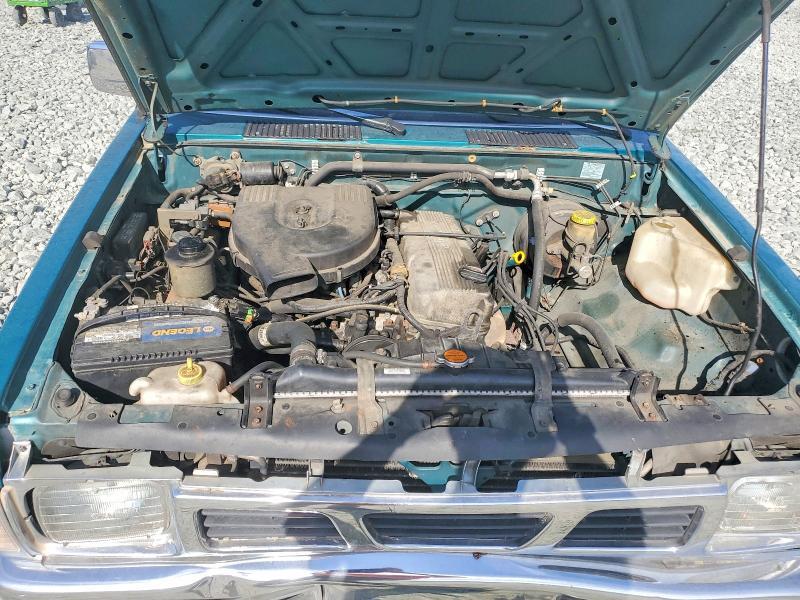 1997 Nissan Truck Base