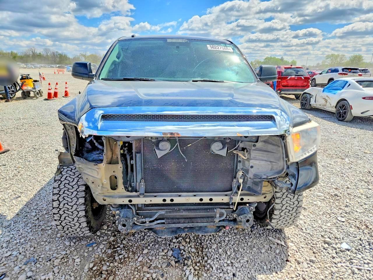 2016 Toyota Tundra Crewmax SR5