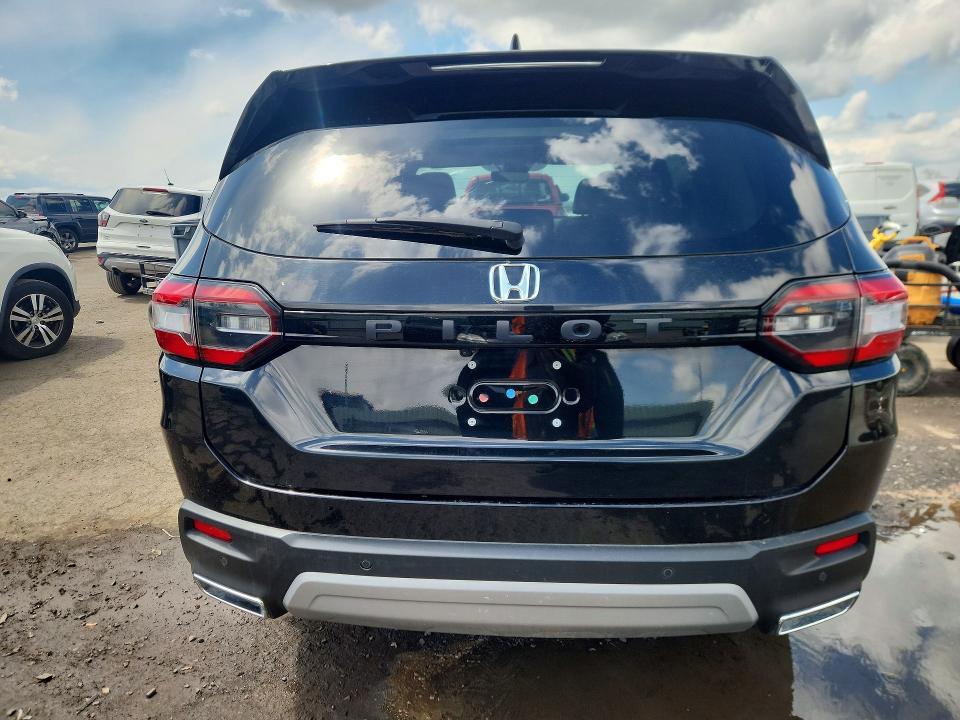 2023 Honda Pilot Elite