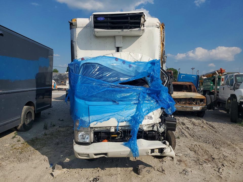 2022 Isuzu NRR Refrigerated BOX Truck