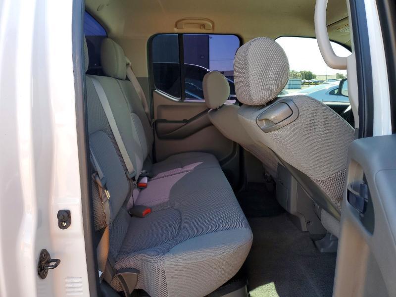 2009 Nissan Frontier SE V6